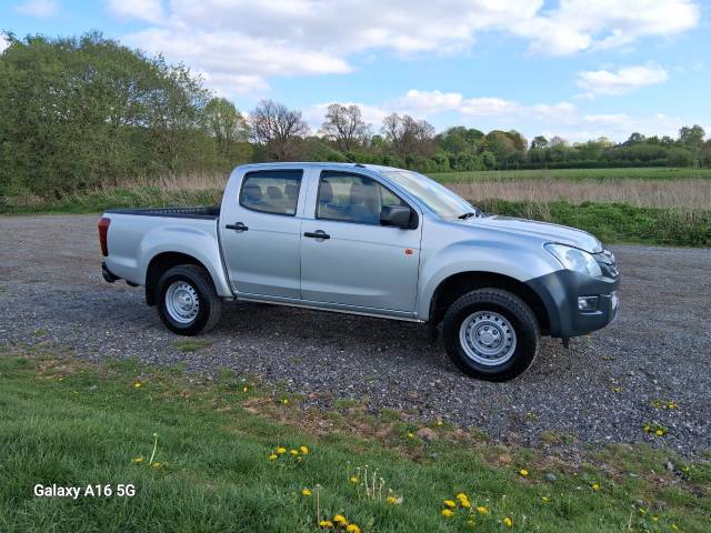 Isuzu D-max 2.5TD Double Cab 4x4 Pick Up Diesel Silver