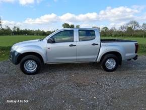 ISUZU D-MAX 2017 (17) at Tower Motors Stafford