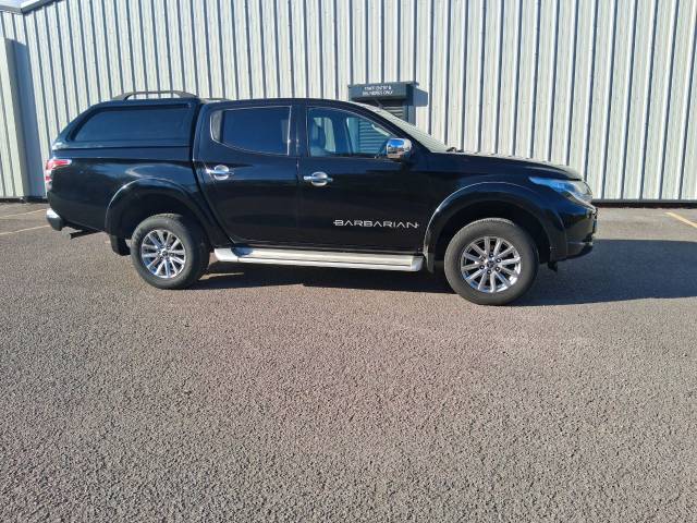 Mitsubishi L200 2.4 Double Cab DI-D 178 Barbarian 4WD Auto Pick Up Diesel Black