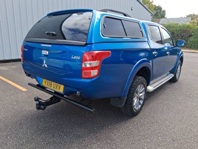 2018 Mitsubishi L200 2.4 Double Cab DI-D 178 Titan 4WD